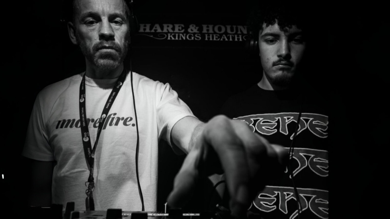 Watch the inglish hour w/ Double vision (Blindside + Hindsight) 