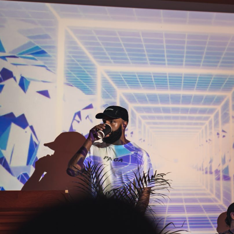 Sunday Bunday Show w/ Felix Dubs & Silas