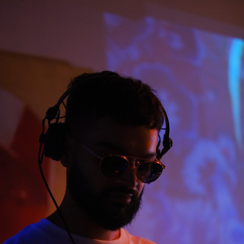 oscillations w/ manj