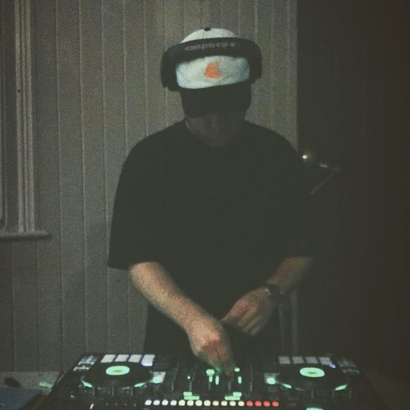 Black Beacon Sound