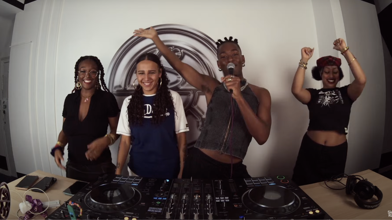 Watch PEPPA & The People W/ CHY, mamba.exe, Achiya 